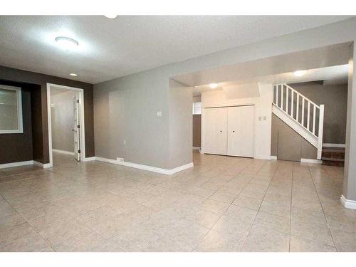 4624 49 Street, Red Deer, AB - Indoor Photo Showing Other Room