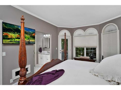 6 Atter Close, Red Deer, AB - Indoor Photo Showing Bedroom