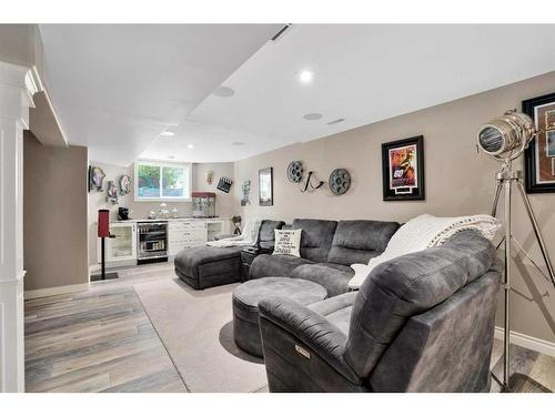 6 Atter Close, Red Deer, AB - Indoor Photo Showing Other Room