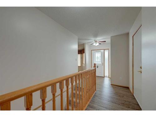 25-2821 Botterill Crescent, Red Deer, AB - Indoor Photo Showing Other Room