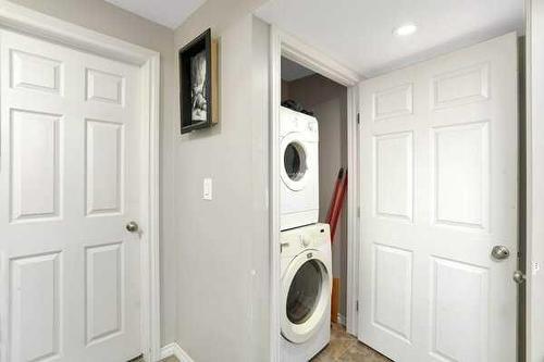 5324 53 Ave, Bashaw, AB - Indoor Photo Showing Laundry Room