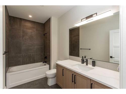 34 Longmire Close, Red Deer, AB - Indoor Photo Showing Bathroom