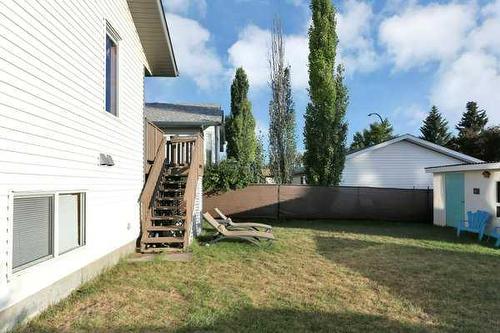 152 Kemp Avenue, Red Deer, AB - Outdoor