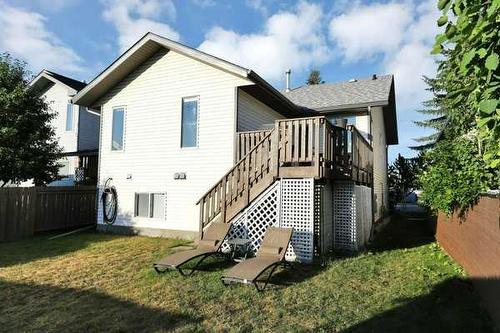 152 Kemp Avenue, Red Deer, AB - Outdoor