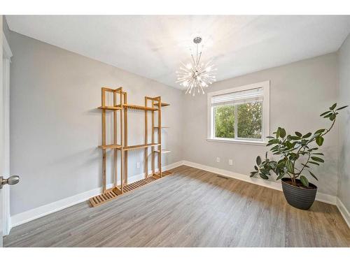 46 Assinger Avenue, Red Deer, AB - Indoor Photo Showing Other Room