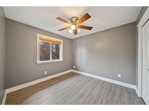 46 Assinger Avenue, Red Deer, AB - Indoor Photo Showing Other Room