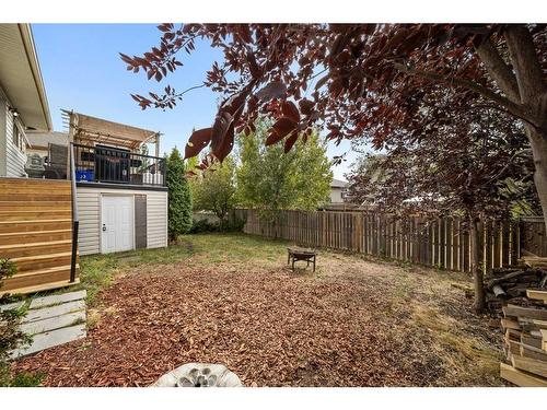 46 Assinger Avenue, Red Deer, AB - Outdoor