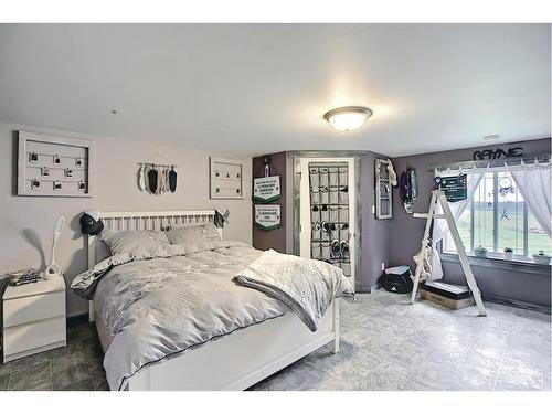 363039 Range Road 6-1, Rural Clearwater County, AB - Indoor Photo Showing Bedroom