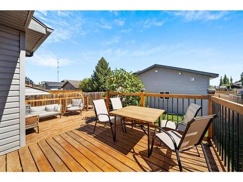 140 Vickers Close, Red Deer, AB - Outdoor With Deck Patio Veranda With Exterior