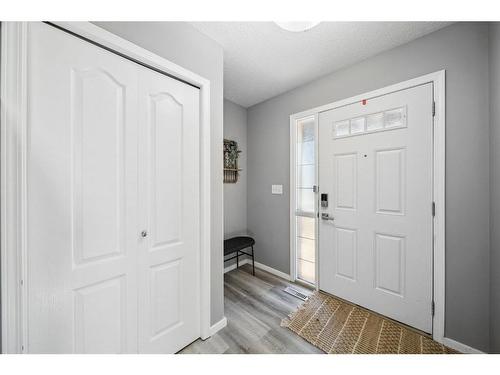 140 Vickers Close, Red Deer, AB - Indoor Photo Showing Other Room