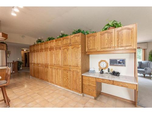 37440 Range Road 264, Rural Red Deer County, AB - Indoor