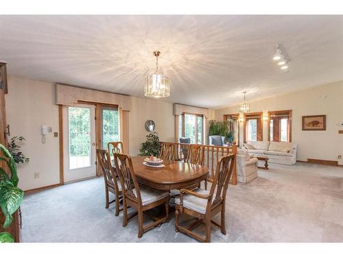 37440 Range Road 264, Rural Red Deer County, AB - Indoor Photo Showing Dining Room