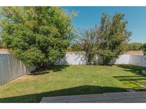 85 Rutledge Crescent, Red Deer, AB - Outdoor With Backyard