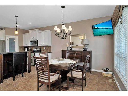 15 Volk Place, Red Deer, AB - Indoor Photo Showing Dining Room