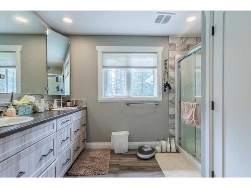 1316 Hwy 622, Rural Leduc County, AB - Indoor Photo Showing Bathroom