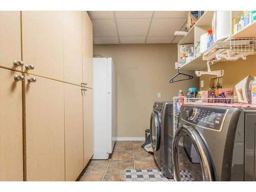 1316 Hwy 622, Rural Leduc County, AB - Indoor Photo Showing Laundry Room