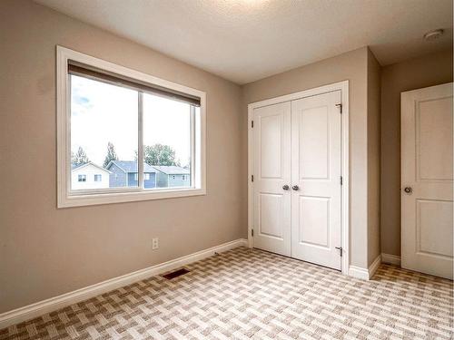 5 Bishop Circle, Carstairs, AB - Indoor Photo Showing Other Room