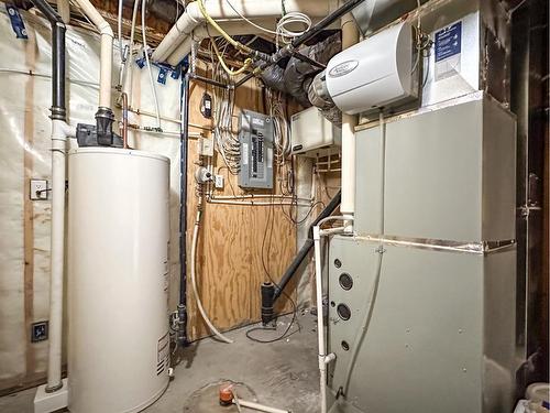 5 Bishop Circle, Carstairs, AB - Indoor Photo Showing Basement