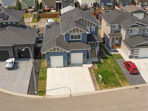 5 Bishop Circle, Carstairs, AB - Outdoor With Facade