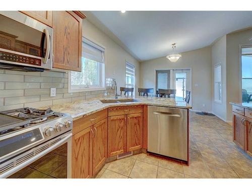 226-200 Ramage Close, Red Deer, AB - Indoor Photo Showing Kitchen With Double Sink