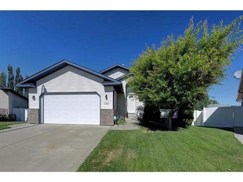 226-200 Ramage Close, Red Deer, AB - Outdoor