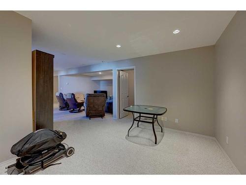 226-200 Ramage Close, Red Deer, AB - Indoor Photo Showing Other Room