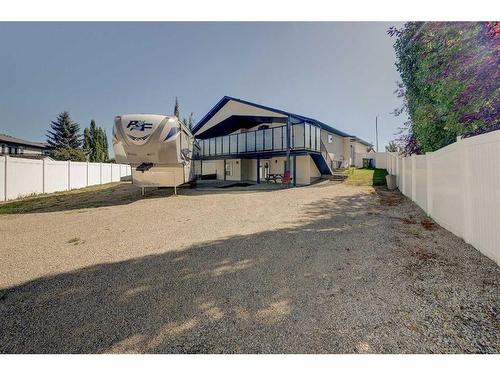 226-200 Ramage Close, Red Deer, AB - Outdoor