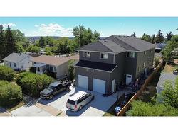 5017 Wilson Street  Blackfalds, AB T0M 0J0