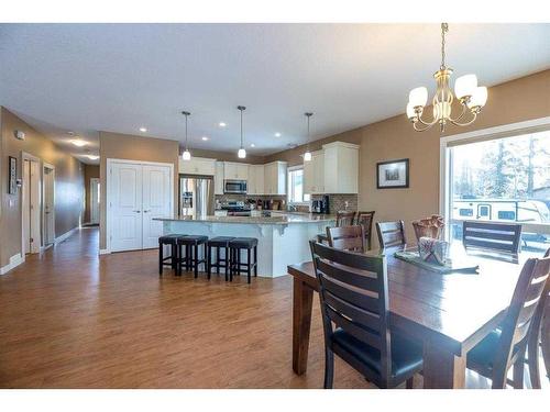 163 Jarvis Bay Drive, Jarvis Bay, AB - Indoor Photo Showing Dining Room