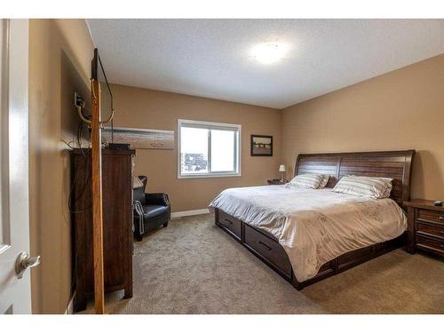 163 Jarvis Bay Drive, Jarvis Bay, AB - Indoor Photo Showing Bedroom