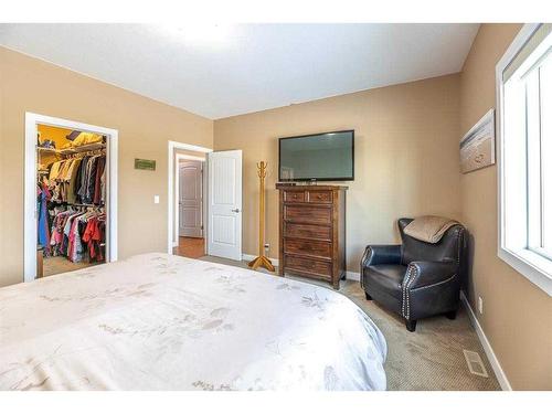 163 Jarvis Bay Drive, Jarvis Bay, AB - Indoor Photo Showing Bedroom