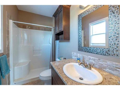 163 Jarvis Bay Drive, Jarvis Bay, AB - Indoor Photo Showing Bathroom