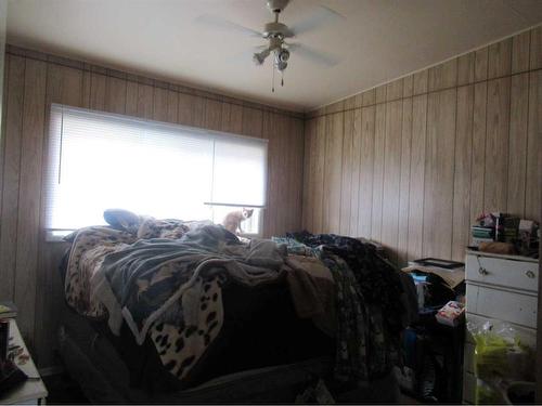 5931 60 Avenue, Red Deer, AB - Indoor Photo Showing Bedroom