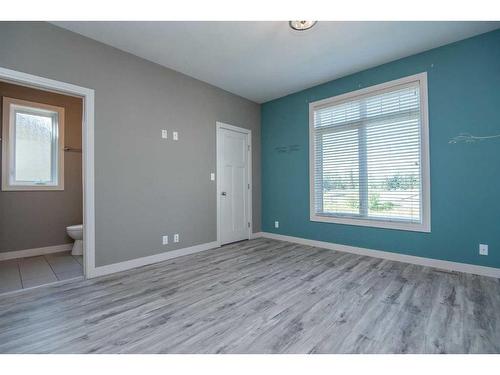 360 Kingston Drive, Red Deer, AB - Indoor Photo Showing Other Room