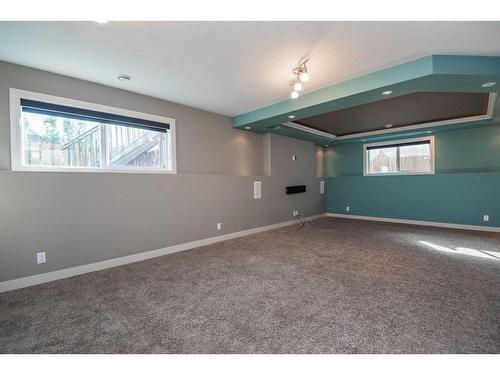 360 Kingston Drive, Red Deer, AB - Indoor Photo Showing Other Room