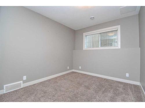 360 Kingston Drive, Red Deer, AB - Indoor Photo Showing Other Room