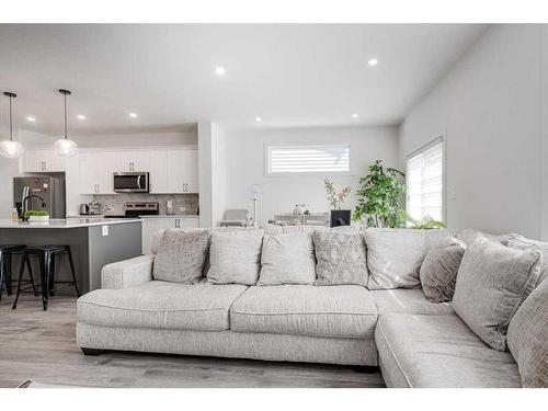 23 Earl Close, Red Deer, AB - Indoor Photo Showing Living Room