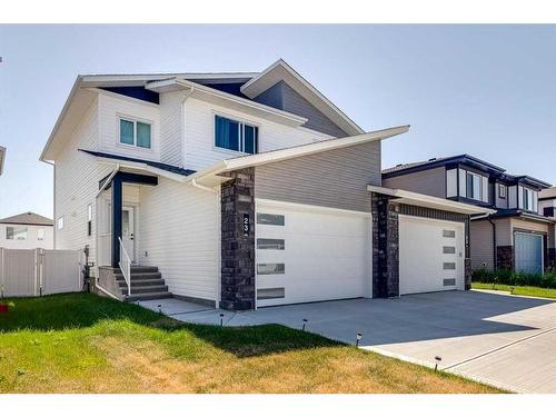 23 Earl Close, Red Deer, AB - Outdoor With Facade