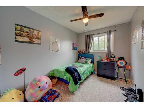 38 Wishart Street, Red Deer, AB - Indoor Photo Showing Bedroom