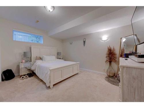 28 Duval Close, Red Deer, AB - Indoor Photo Showing Bedroom