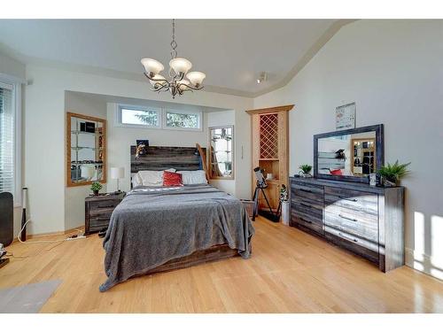 28 Duval Close, Red Deer, AB - Indoor Photo Showing Bedroom