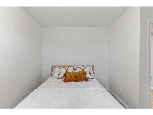 46117 Hwy 854, Rural Camrose County, AB - Indoor Photo Showing Bedroom