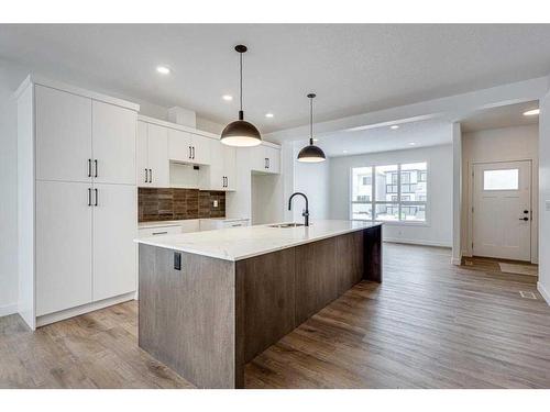 26 Lake Street, Rural Red Deer County, AB - Indoor Photo Showing Kitchen With Upgraded Kitchen