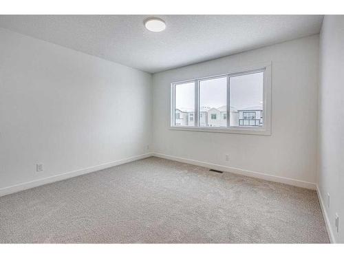 26 Lake Street, Rural Red Deer County, AB - Indoor Photo Showing Other Room