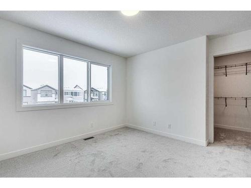 26 Lake Street, Rural Red Deer County, AB - Indoor Photo Showing Other Room