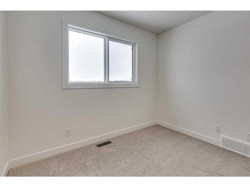 26 Lake Street, Rural Red Deer County, AB - Indoor Photo Showing Other Room