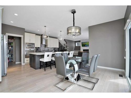 137 Sutherland Close, Red Deer, AB - Indoor Photo Showing Dining Room