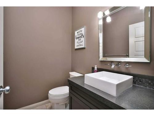 137 Sutherland Close, Red Deer, AB - Indoor Photo Showing Bathroom