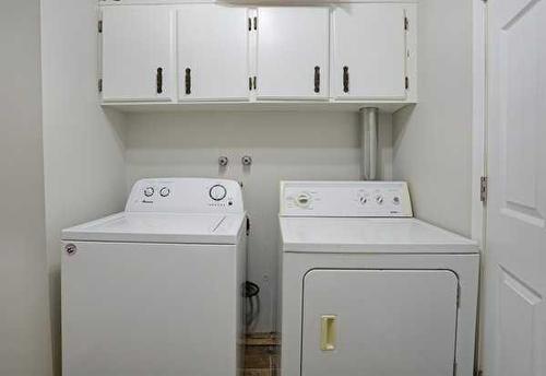 43 Beamish Park Drive East, Brooks, AB - Indoor Photo Showing Laundry Room