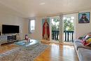 43 Beamish Park Drive East, Brooks, AB  - Indoor Photo Showing Living Room 